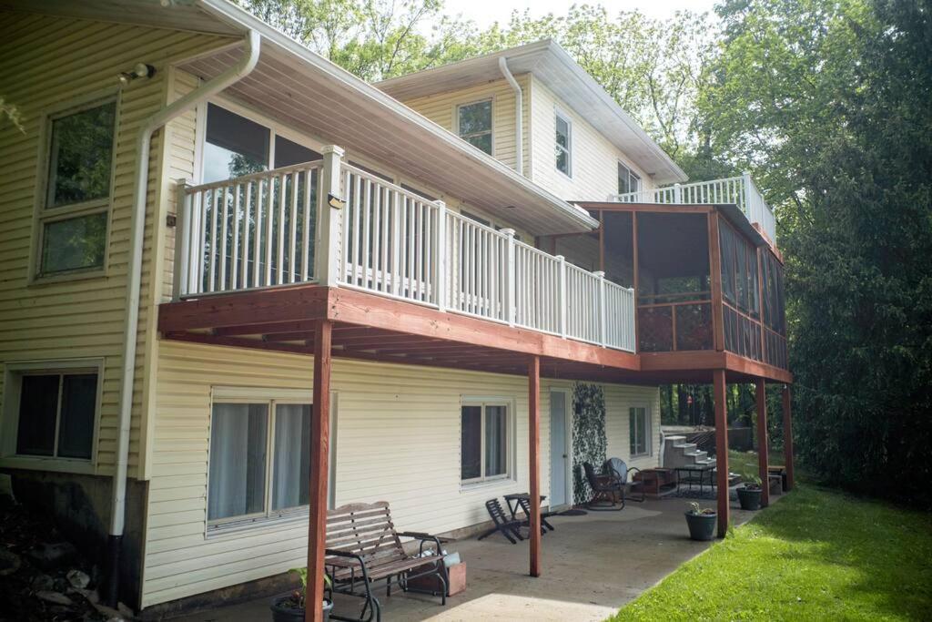 Finn'S Hideaway -Modern Family River Home Keokuk Bagian luar foto