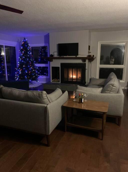 Finn'S Hideaway -Modern Family River Home Keokuk Bagian luar foto