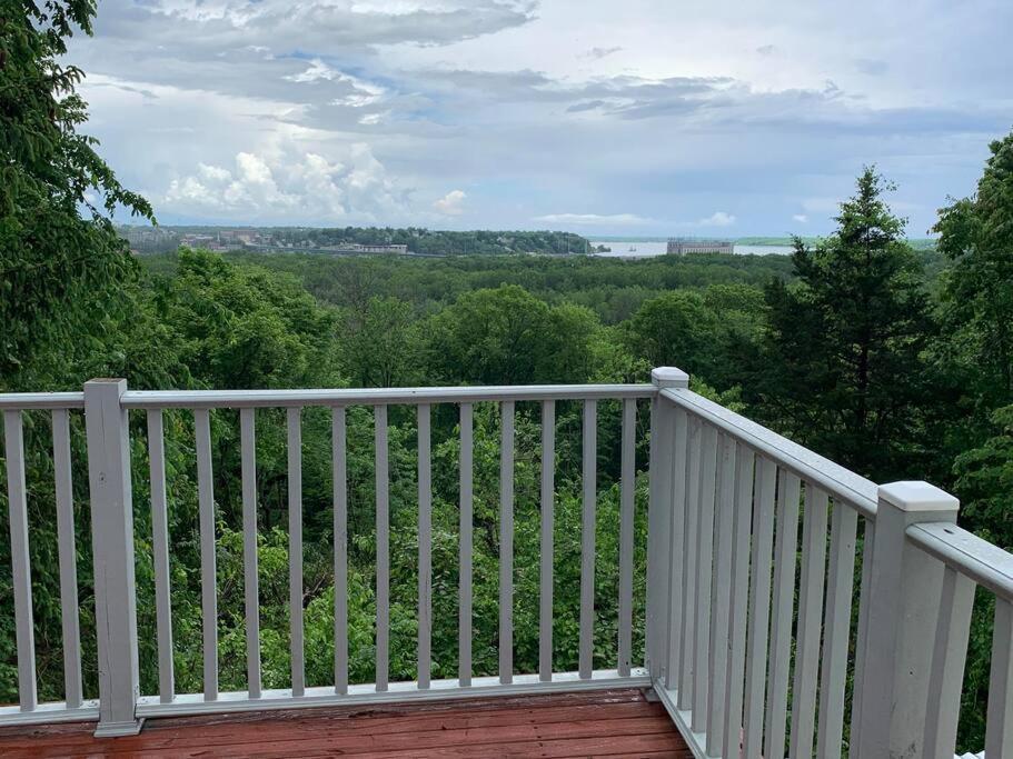Finn'S Hideaway -Modern Family River Home Keokuk Bagian luar foto