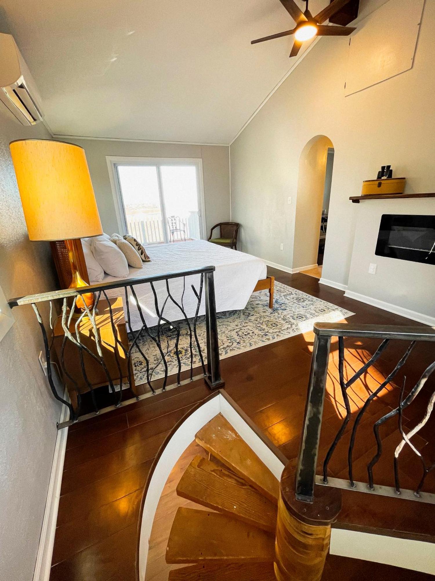Finn'S Hideaway -Modern Family River Home Keokuk Bagian luar foto